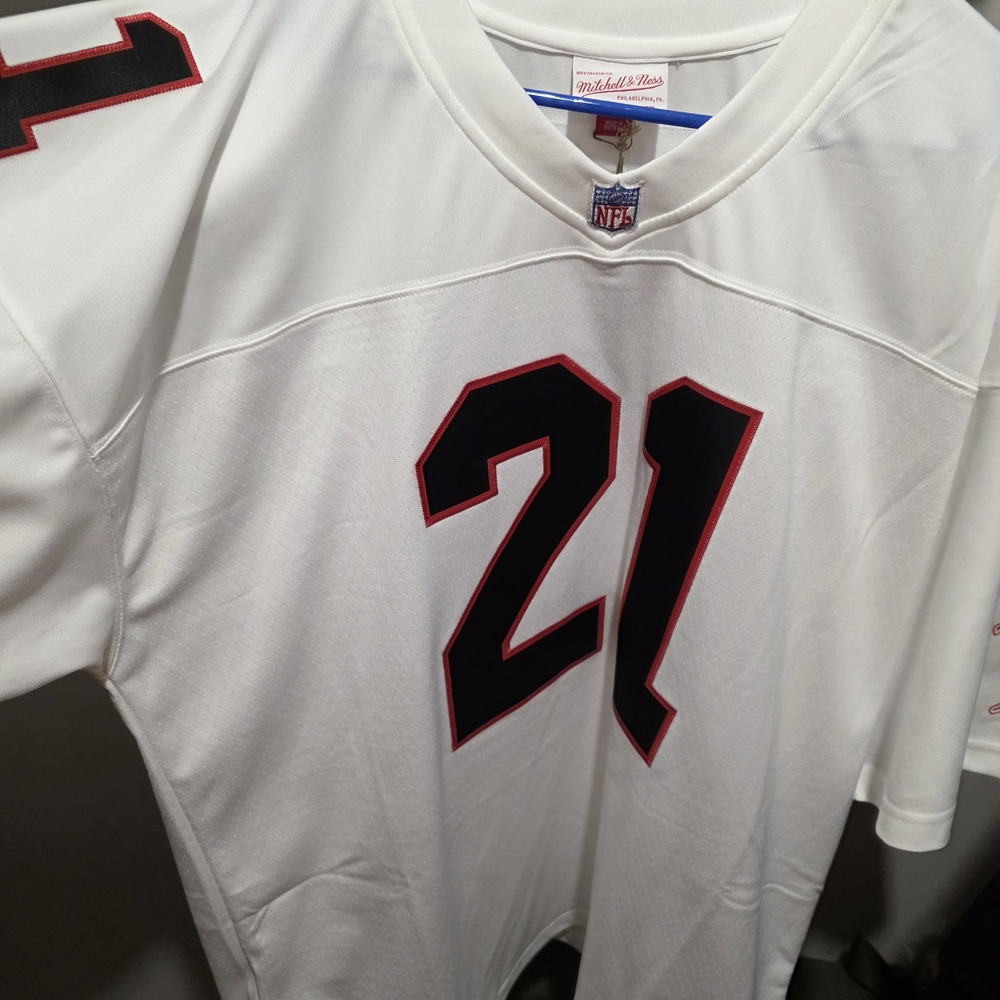 2XL Men's Atlanta Falcons Deion Sanders Mitchell & Ness Jersey MSRP 160.00